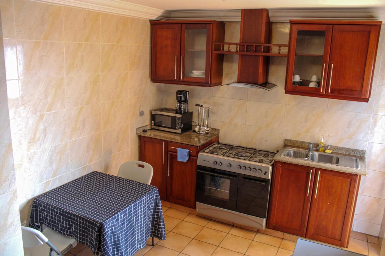 Residence Le Carat Bonapriso Douala Exterior photo